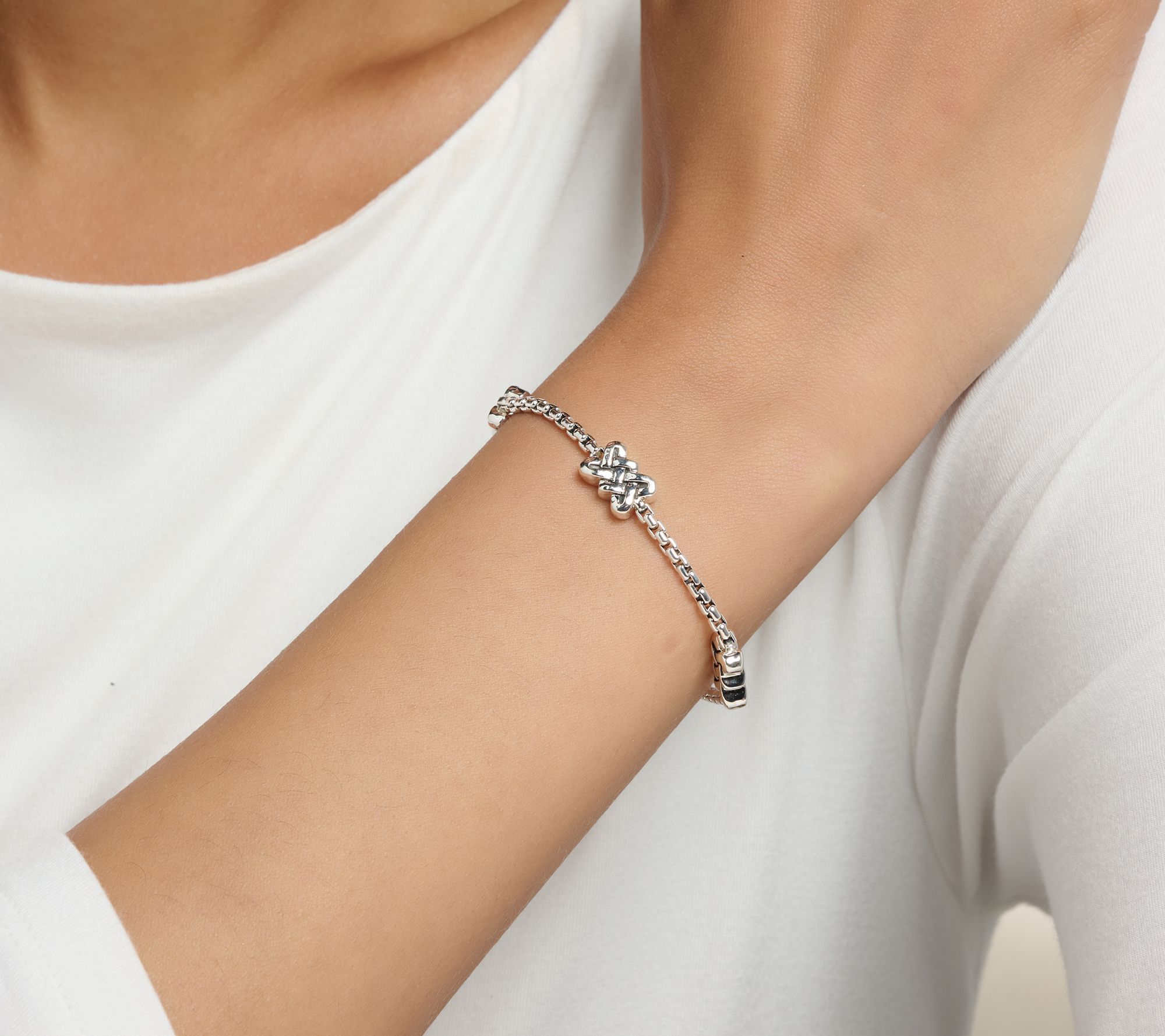 JAI Ireland Sterling Silver Symbols of Love 2.7mm Box Chain Bracelet, 12.2g