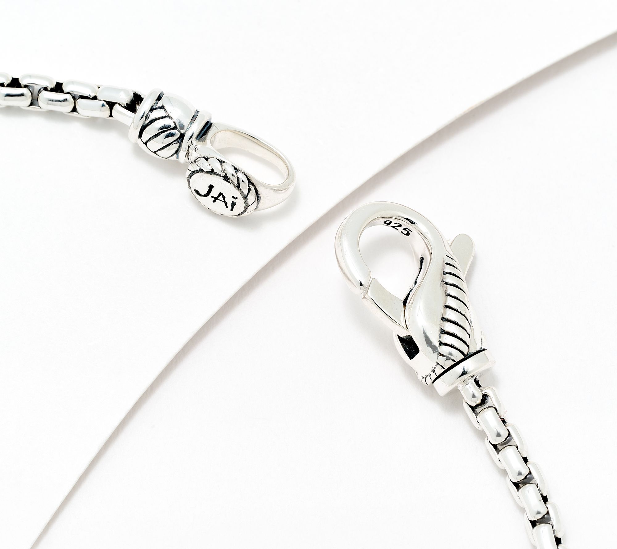 JAI Ireland Sterling Silver Symbols of Love 2.7mm Box Chain Bracelet, 12.2g