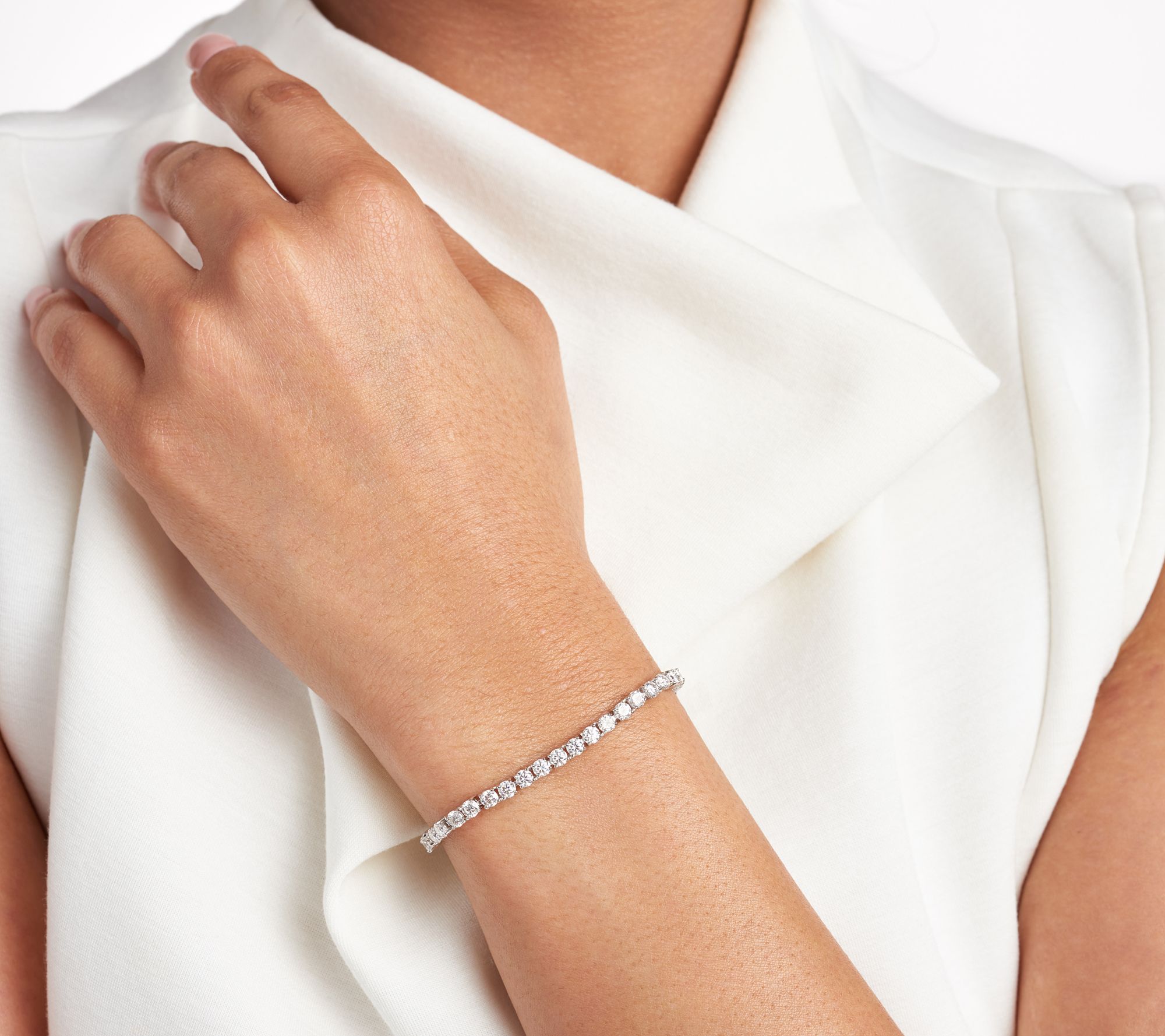 Sterling Silver 5.50 cttw Moissanite Tennis Bracelet