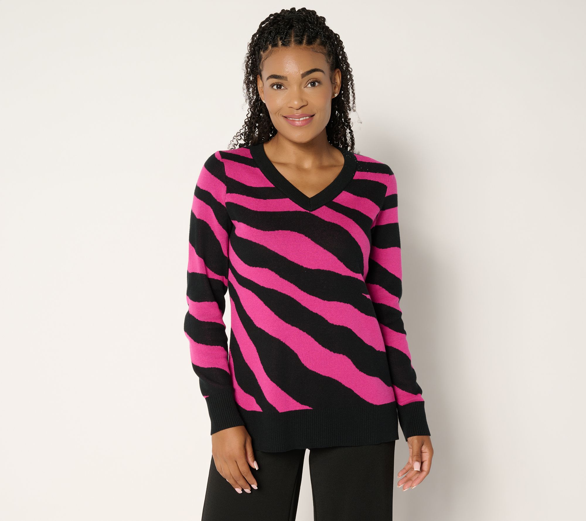 Brandis Dress Out Loud Graphic V-Neck Intarsia Sweater