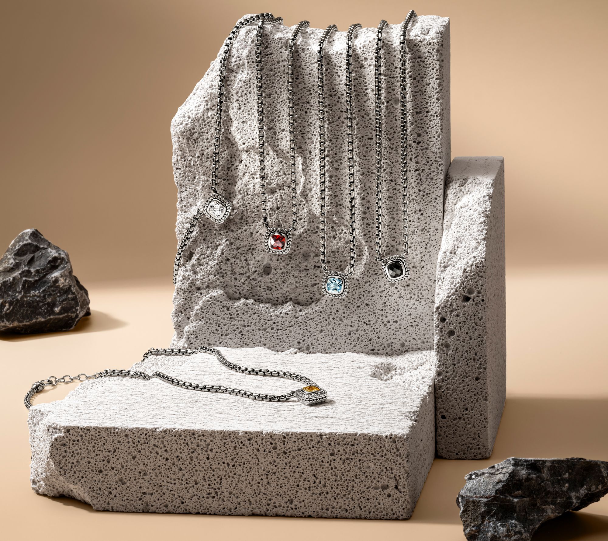 JAI Sterling Silver Gemstone Station 2.7mm Box Chain Necklace