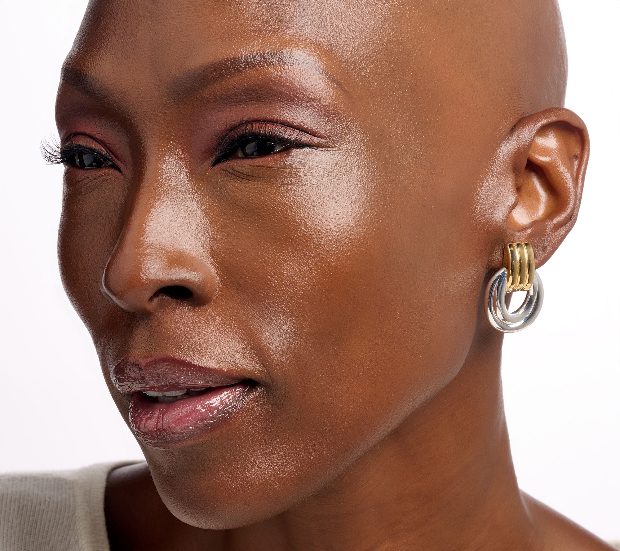 UltraFine 950 Silver Ribbed Door Knocker Earrings