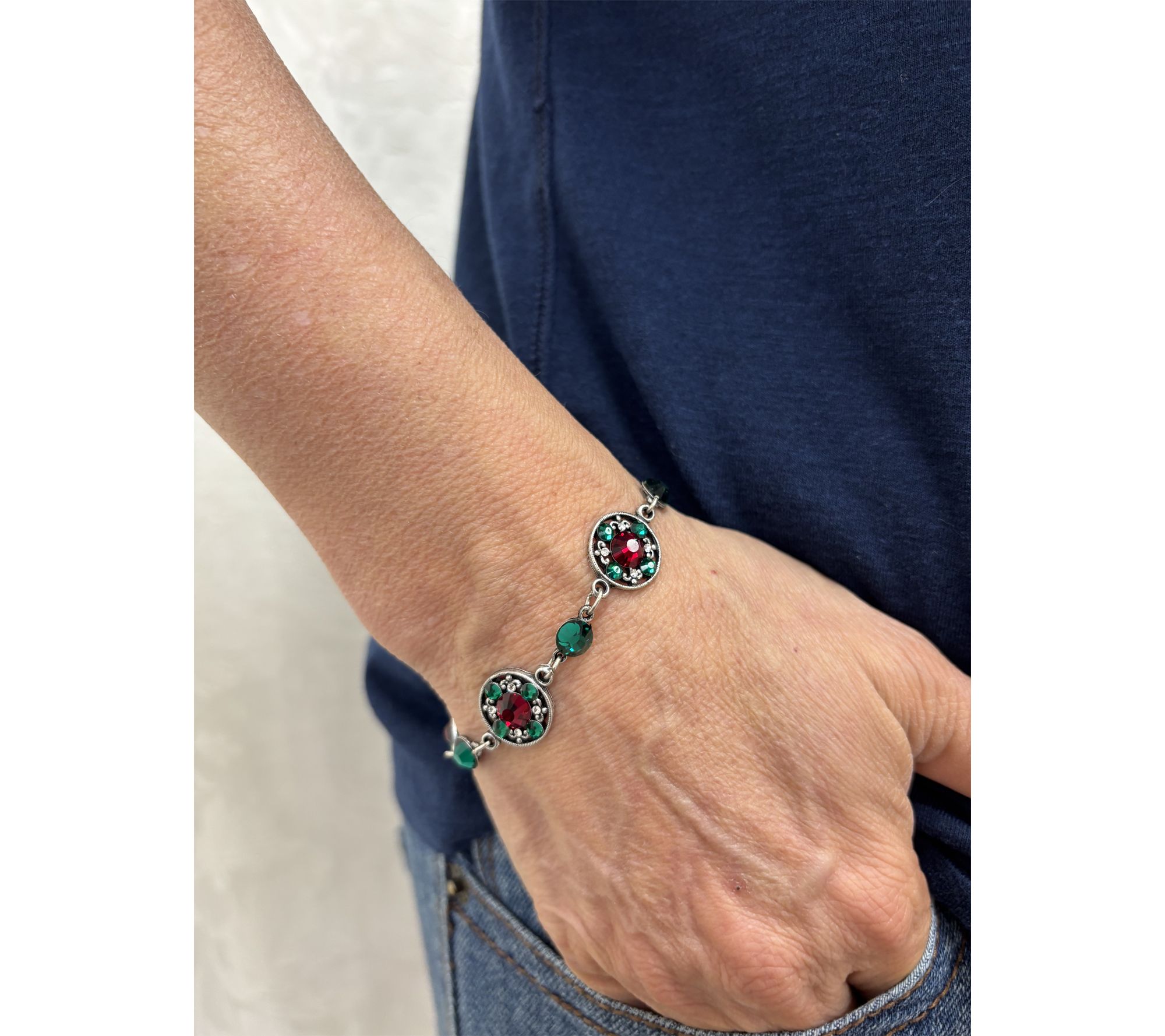 Anne Koplik Filigree Crystal Circle Link Holiday Bracelet