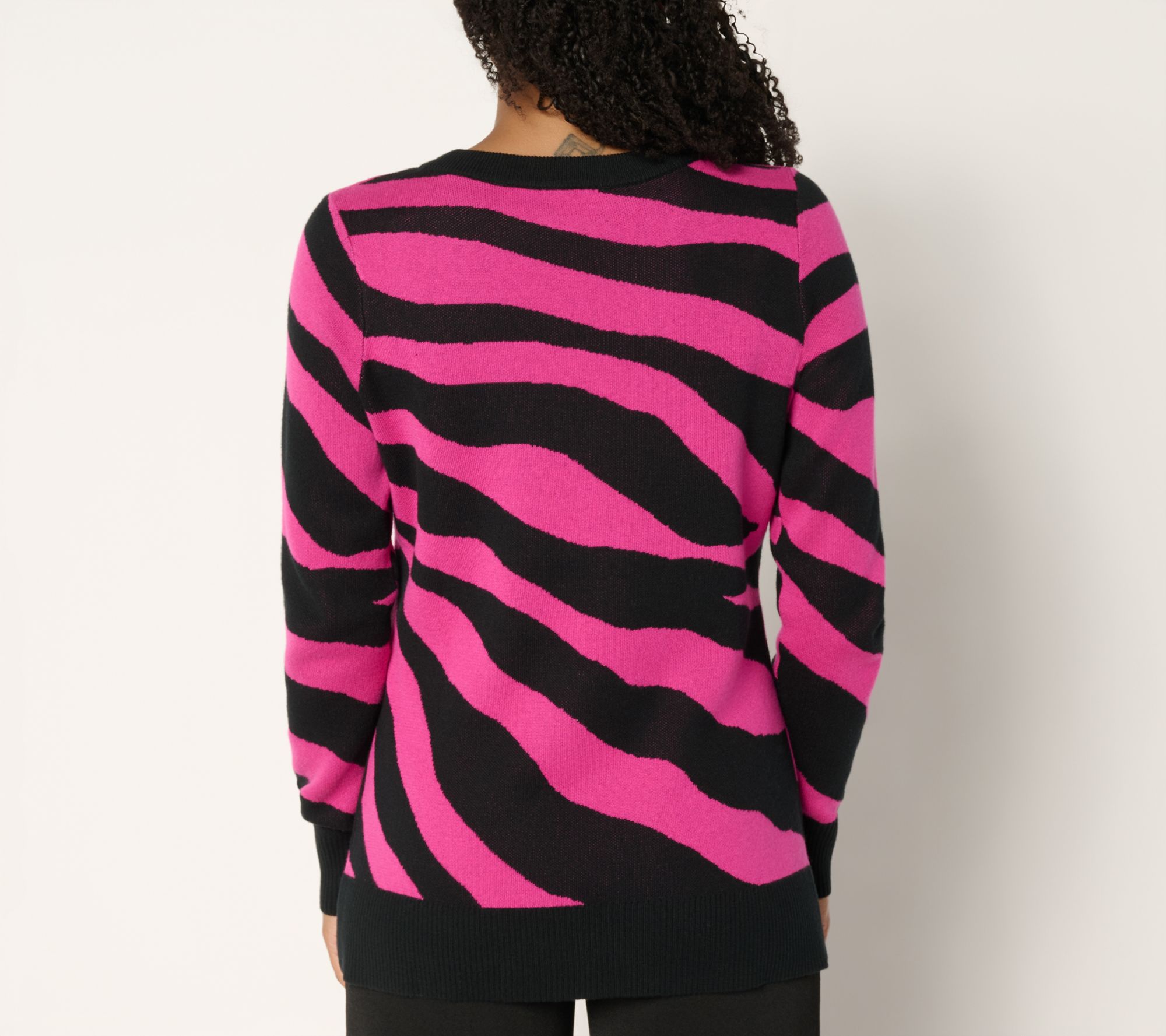 Brandis Dress Out Loud Graphic V-Neck Intarsia Sweater