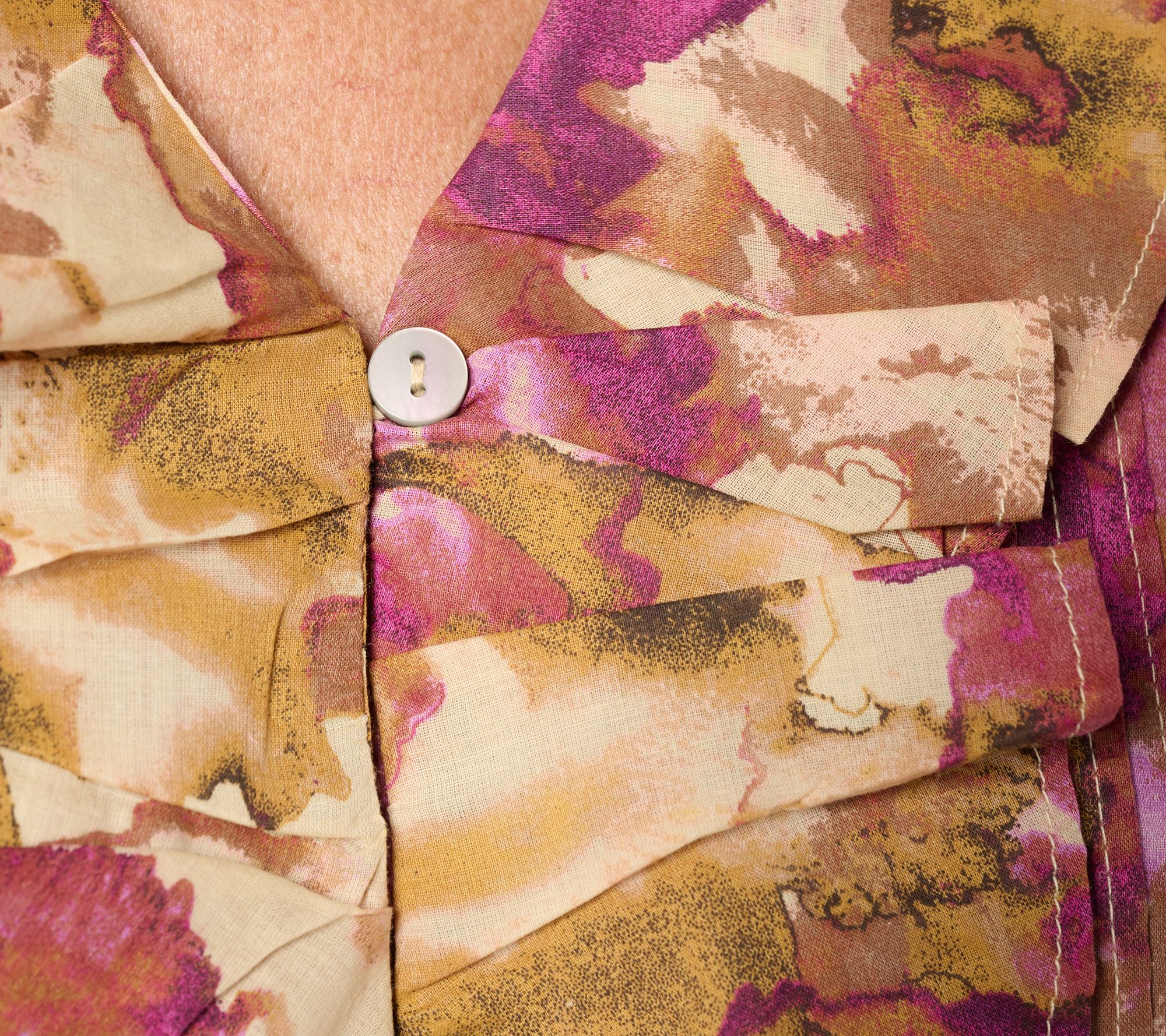 Ree by The Pioneer Woman Printed 100% Cotton Ruffle Front Blouse