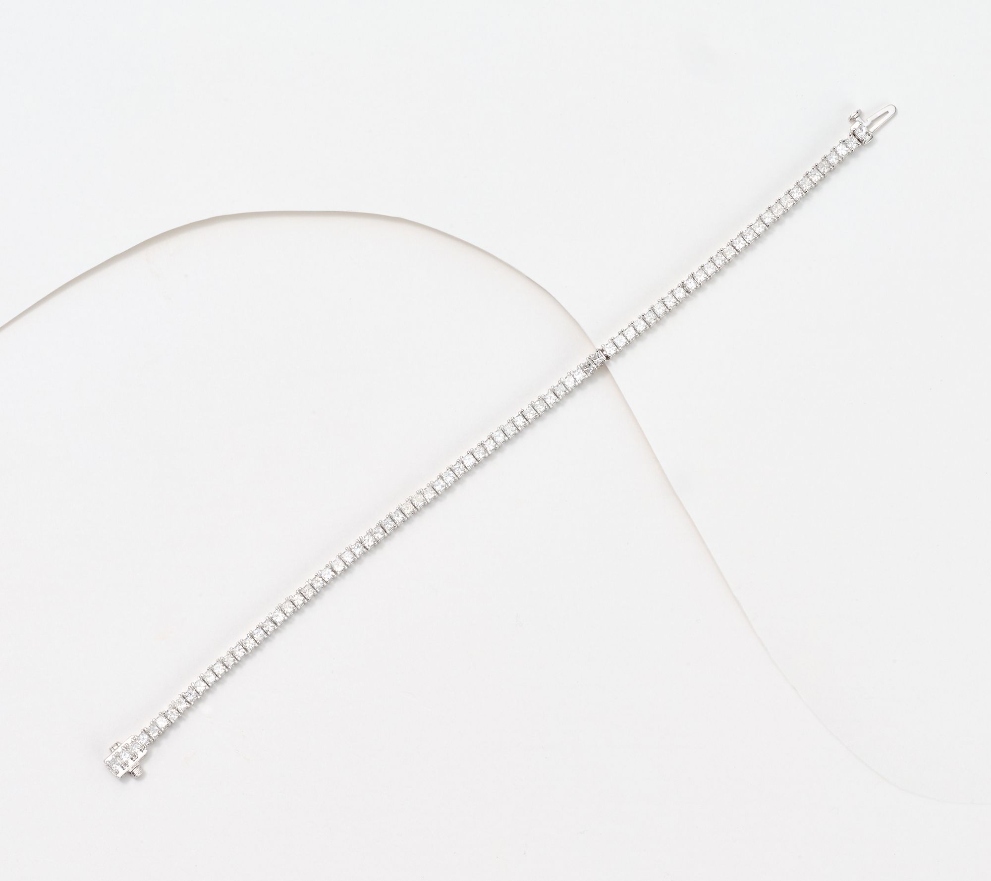 Fire Light Lab Grown Diamond 5 cttw Princess Cut Tennis Bracelet, 14K