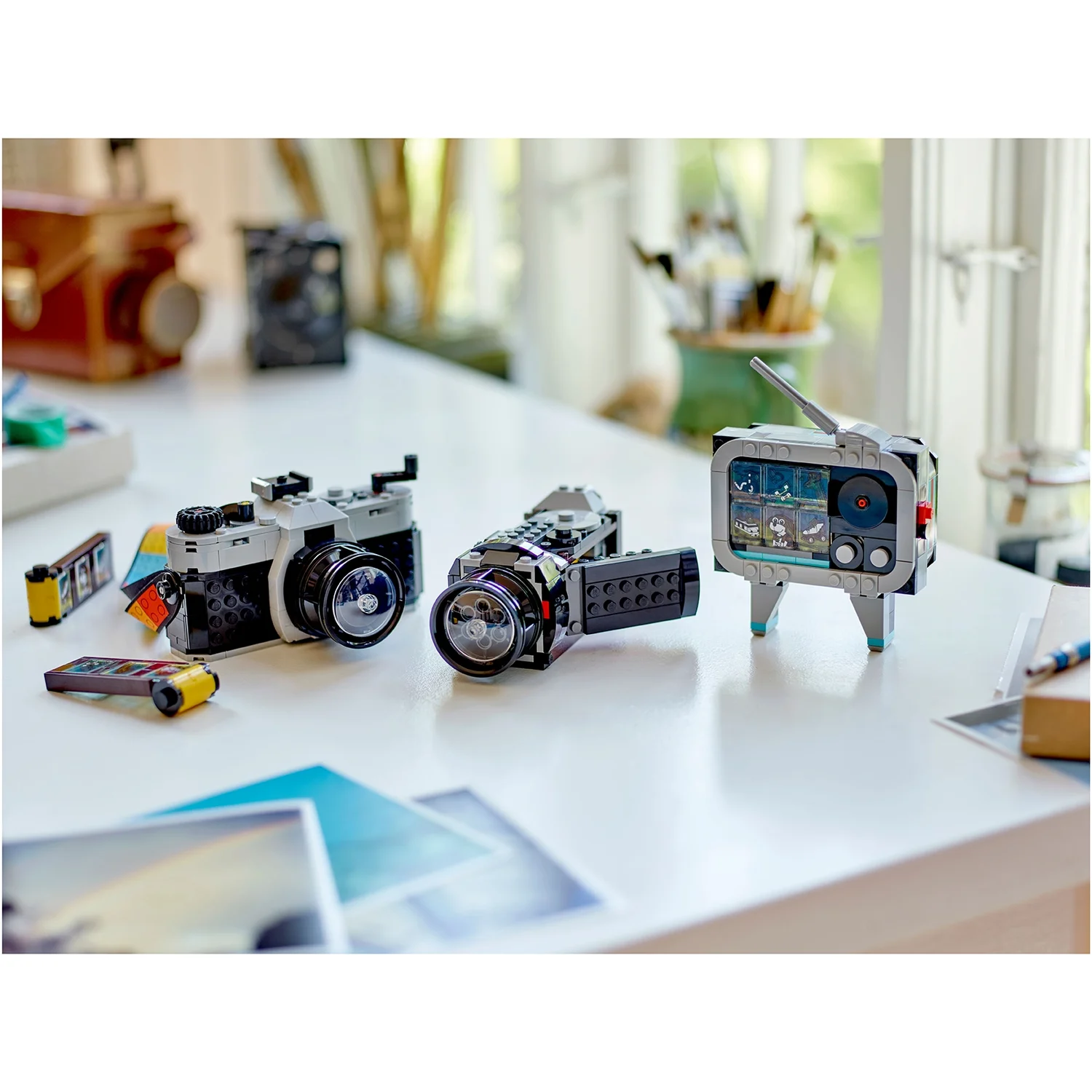 LEGO Creator 3in1 Retro Camera Toy for Girls and Boys 31147