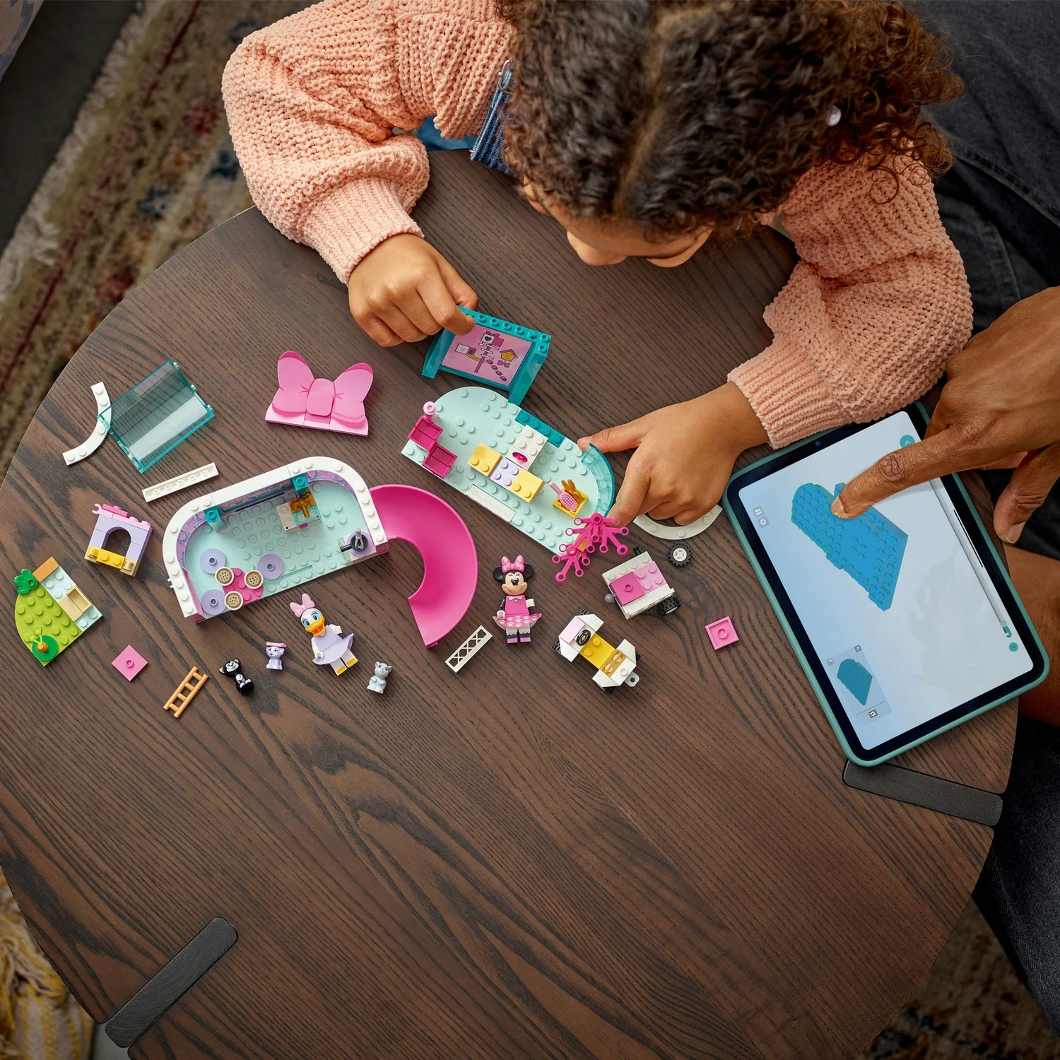 LEGO | Disney Minnie’s Pet Hotel Building Toy 43274