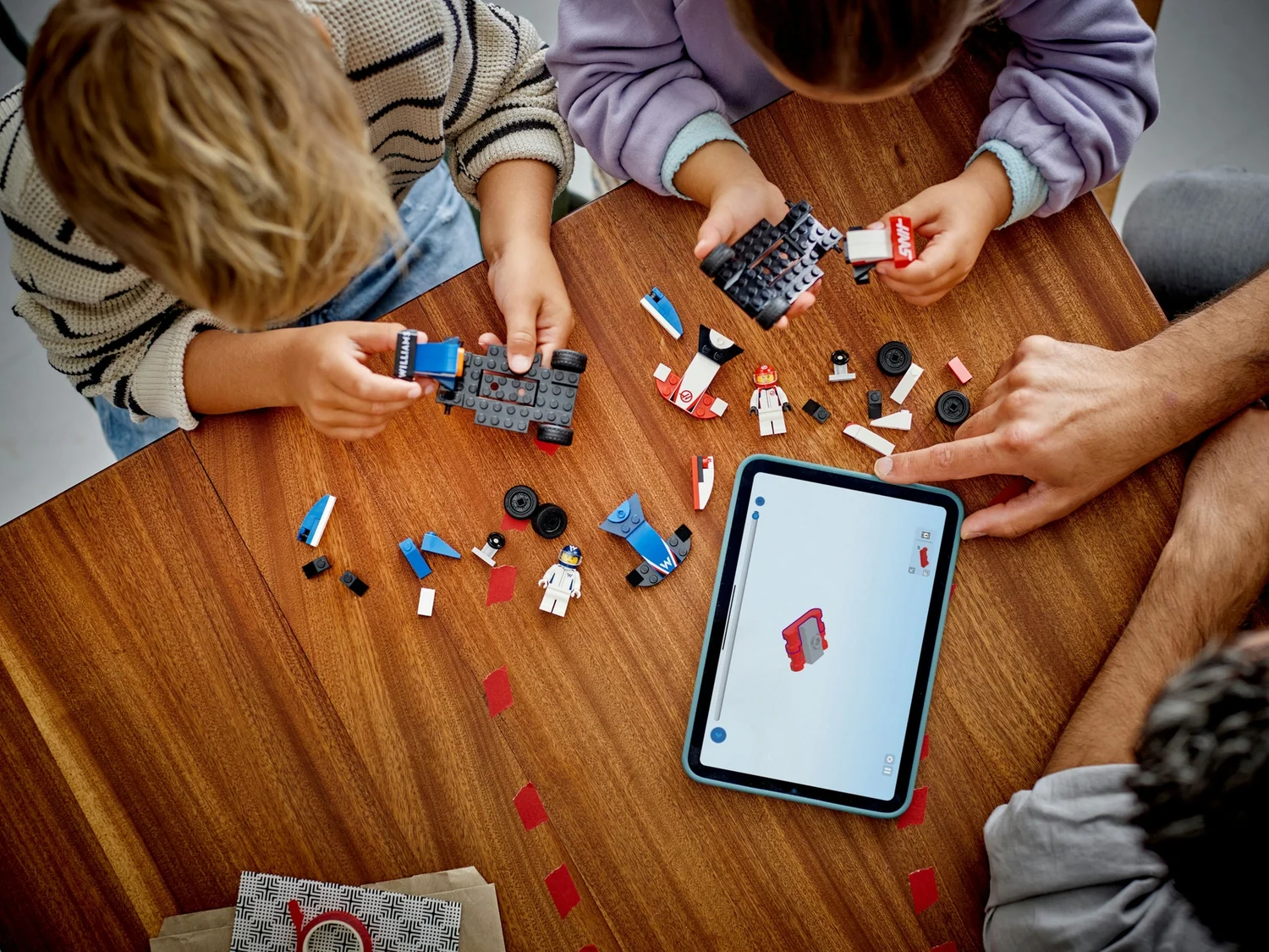 LEGO City F1 Williams Racing & Haas F1 Race Cars Set 60464