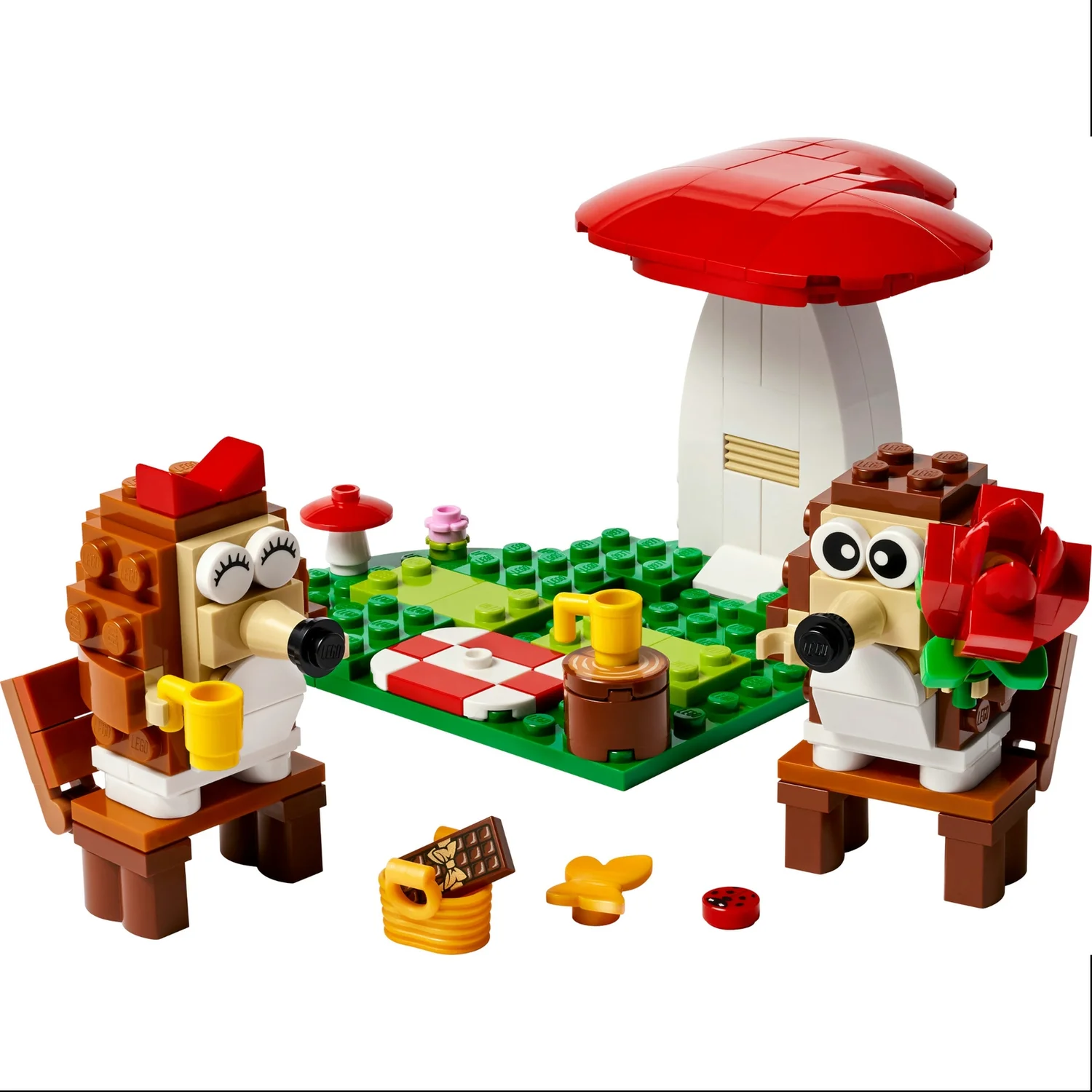 LEGO Hedgehog Picnic Date Set with Toy Animal Figures 40711