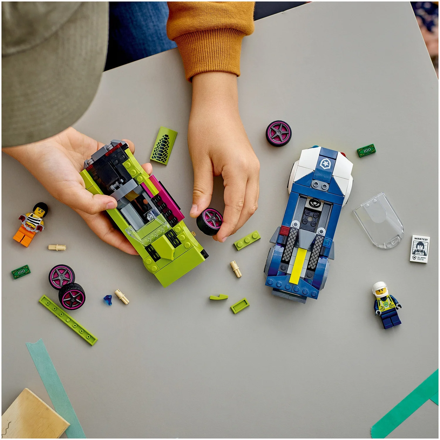 LEGO City Police Car and Muscle Car Chase Building Toy 60415