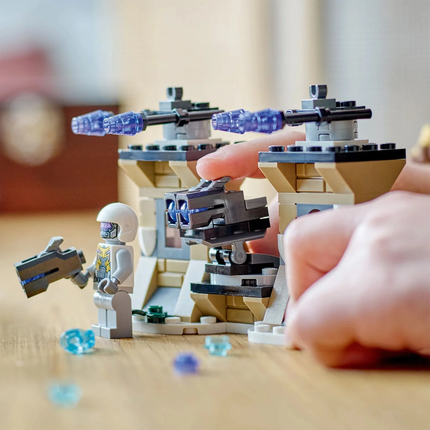 LEGO Marvel Iron Man & Iron Legion vs. Hydra Soldier 76288