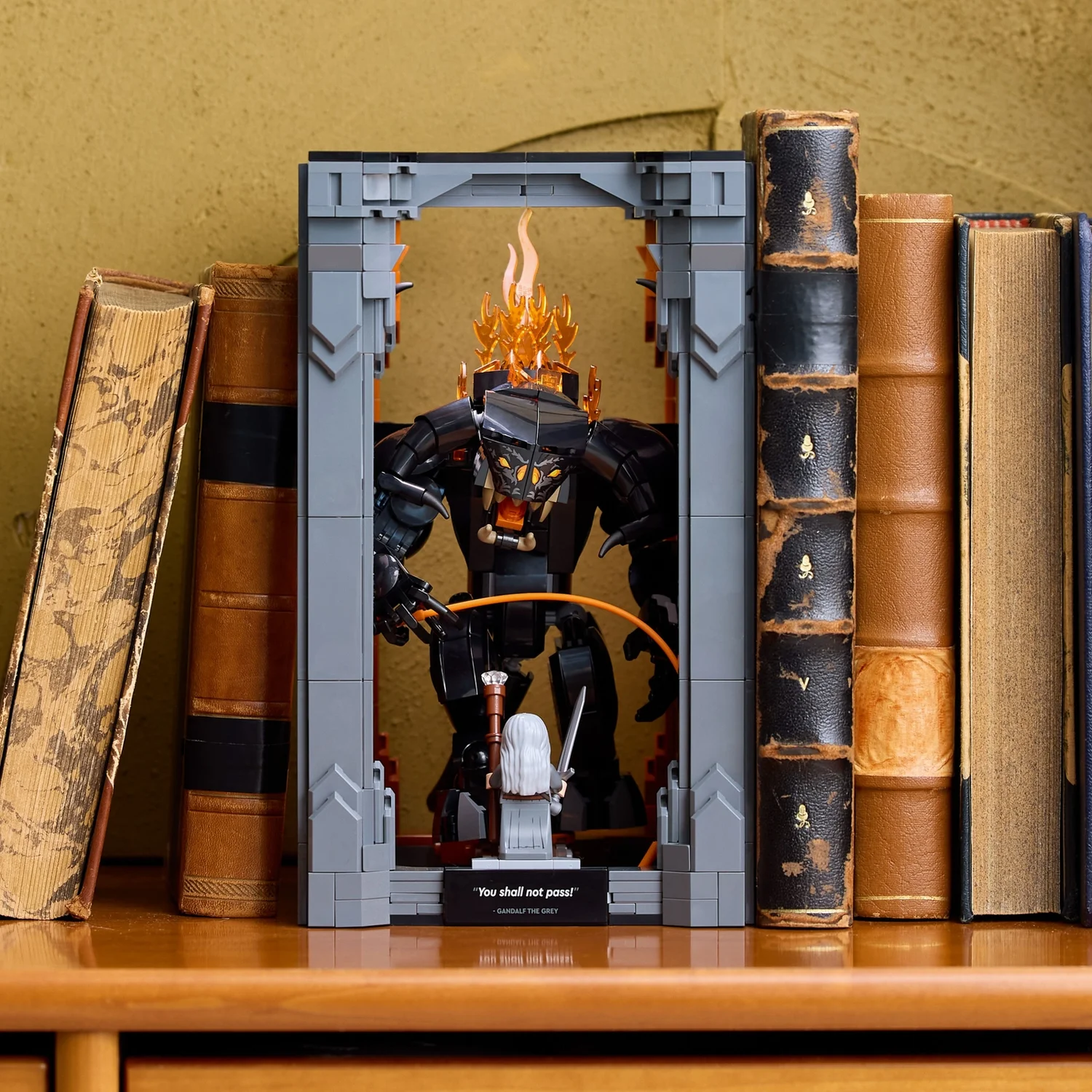 LEGO Icons The Lord of the Rings: Balrog Book Nook Set 10367