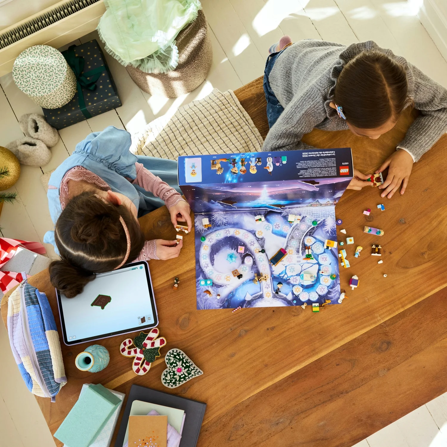 LEGO® | Disney Frozen Advent Calendar 2025 Fantasy Toy Building Kit 43273