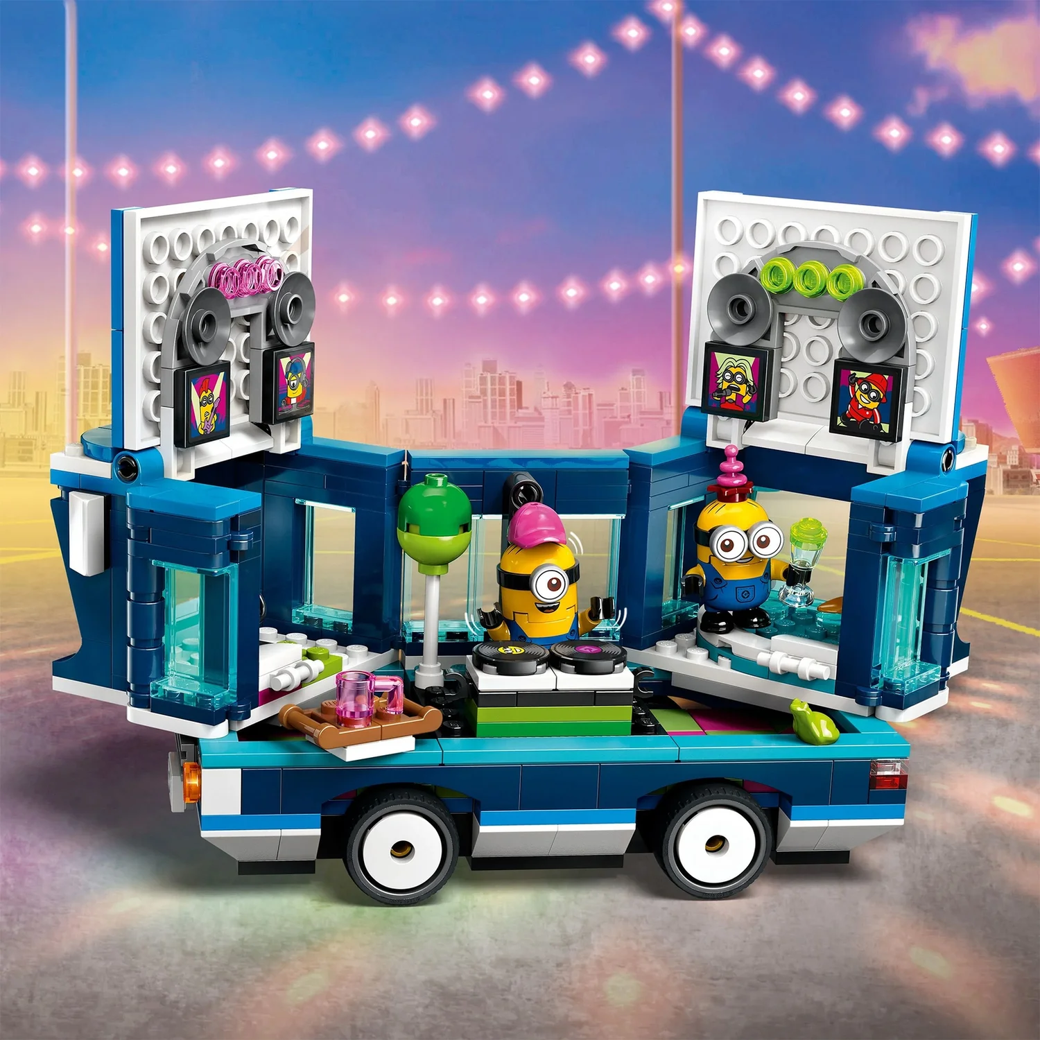 LEGO Despicable Me Minions’ Music Party Bus Toy Set 75581