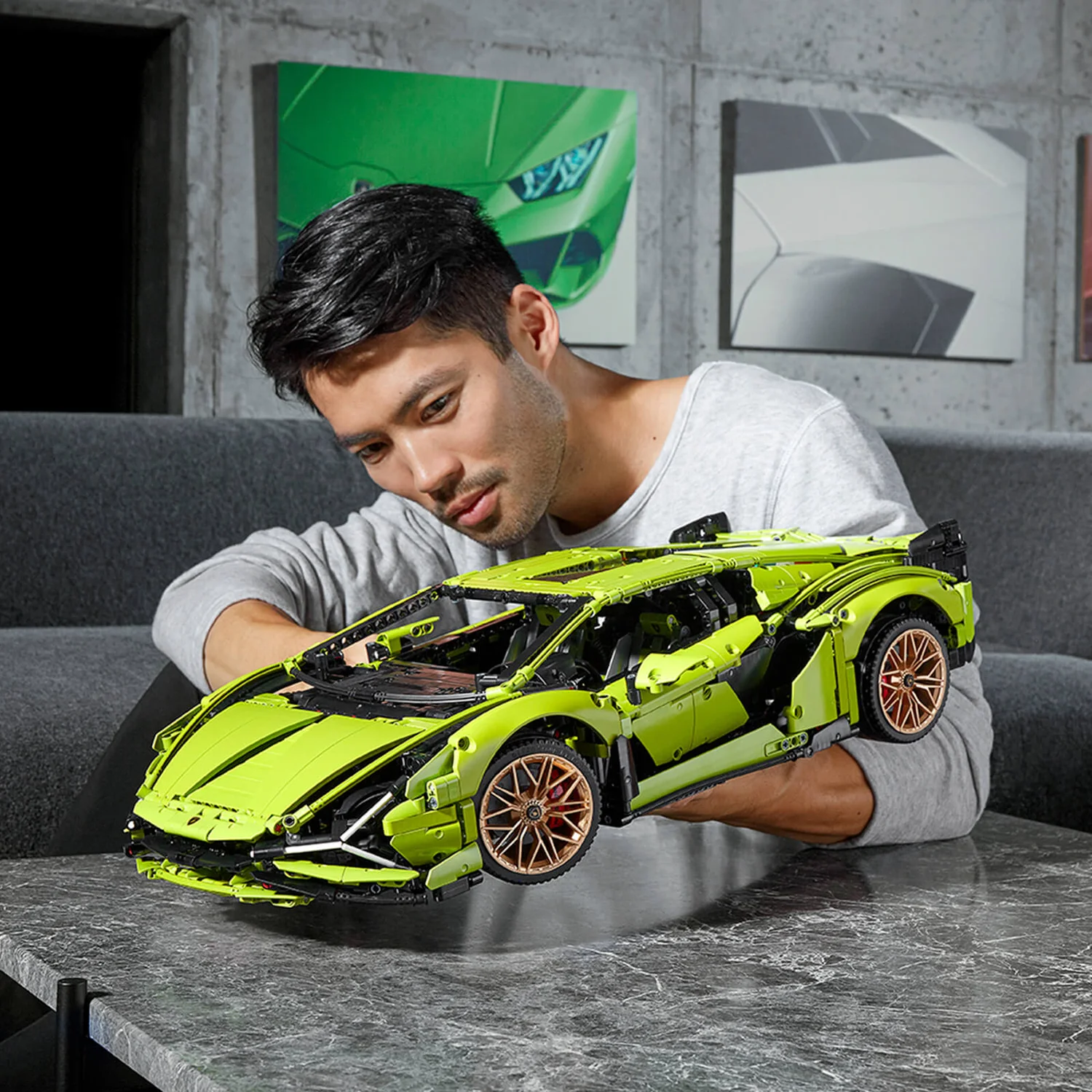 LEGO Technic: Lamborghini Sián FKP 37 Car Model (42115)