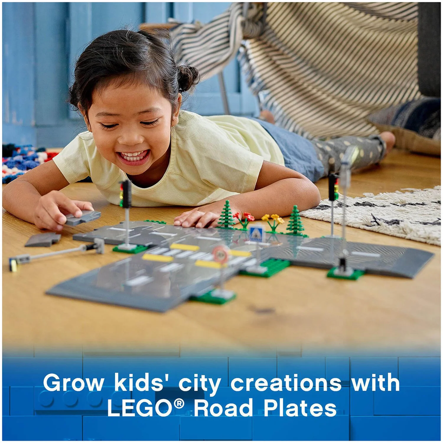 LEGO City: Road Plates Building Set with Traffic Lights (60304)