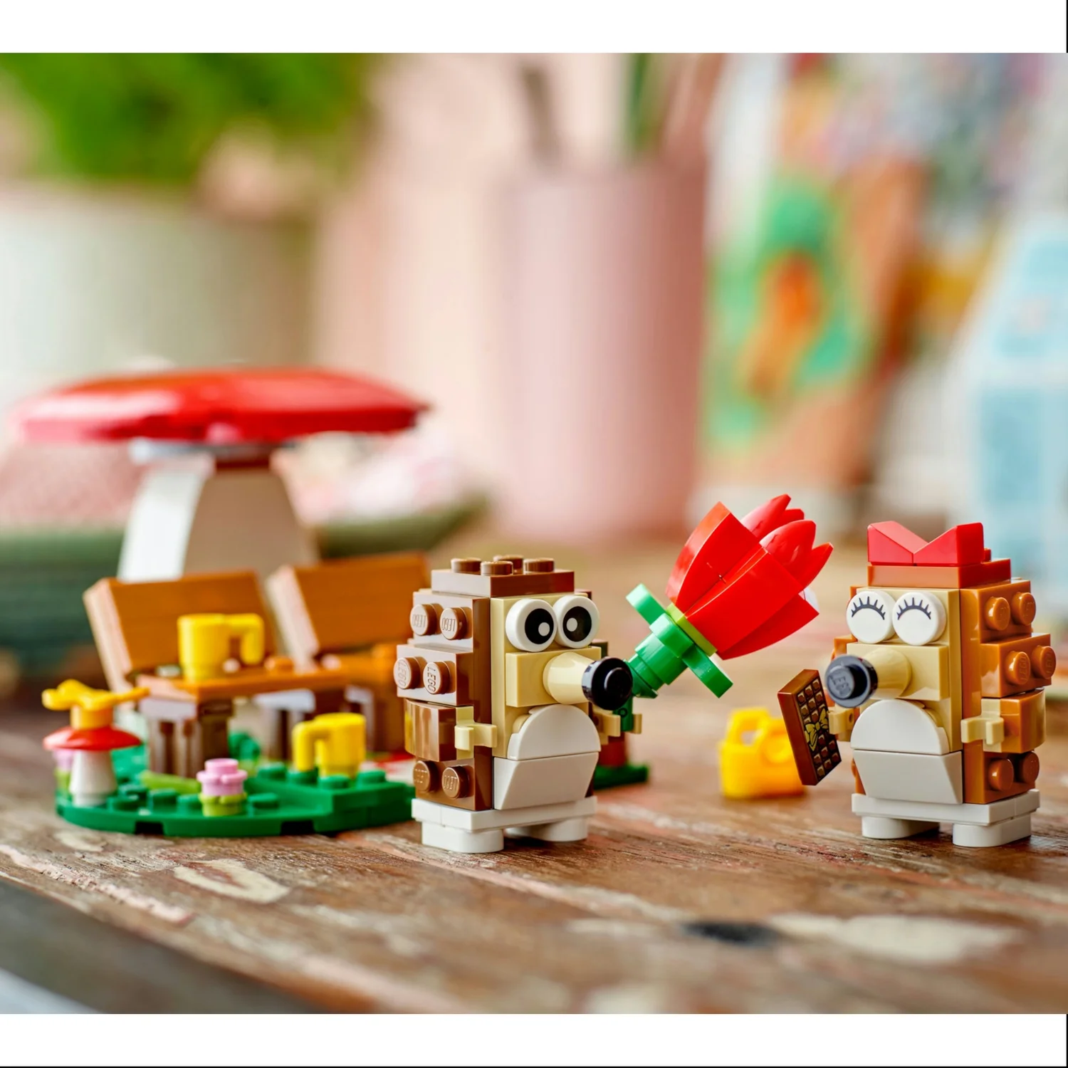 LEGO Hedgehog Picnic Date Set with Toy Animal Figures 40711