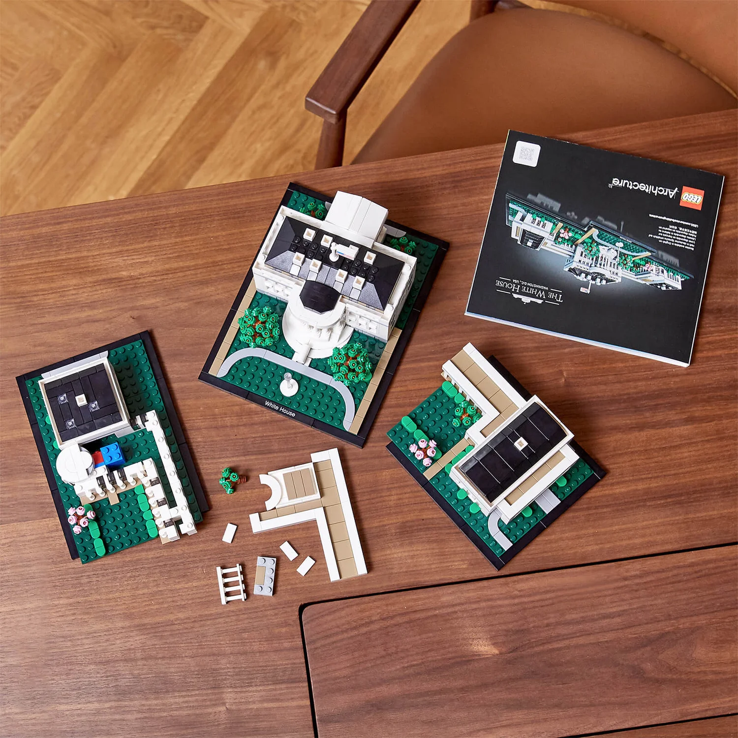 LEGO Architecture: The White House Display Model (21054)