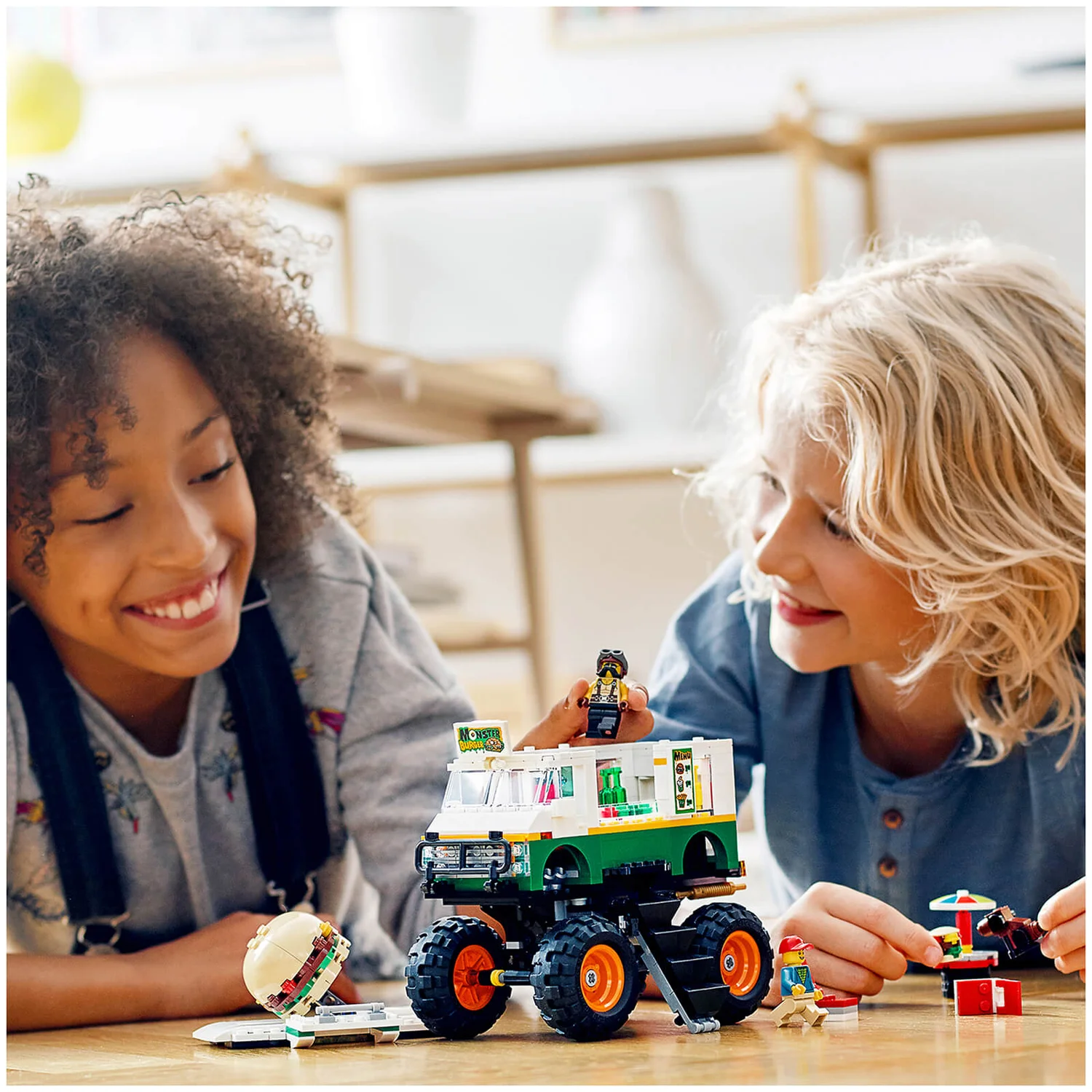 LEGO Creator: 3in1 Monster Burger Truck Building Set (31104)