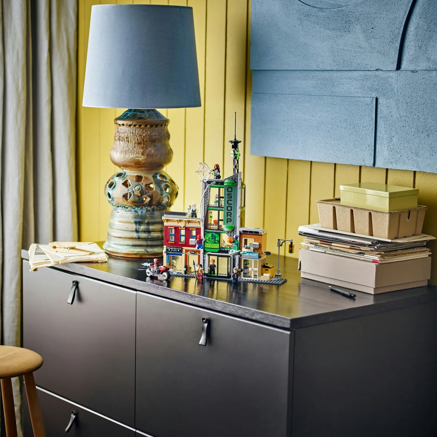 LEGO® | Marvel Spider-Man vs. Oscorp, Kids’ Super Hero Building Kit 76324