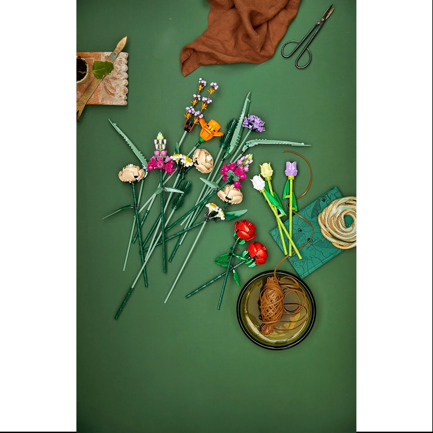 LEGO Botanicals Flower Bouquet, Home Decor Set 40460