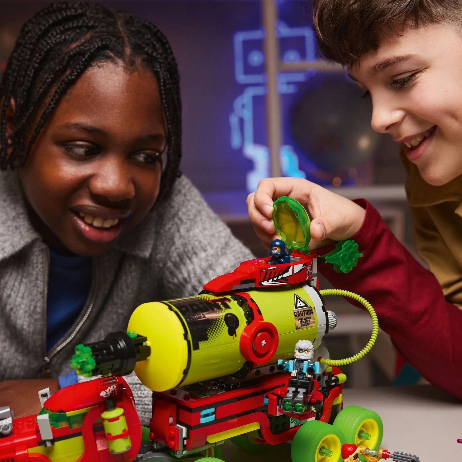 LEGO® DREAMZzz™ Mateo’s Spray Paint Truck Toy 71499