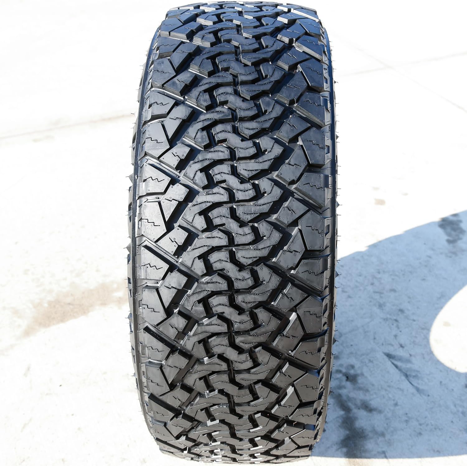 Venom Power Terra Hunter X/T XT All-Terrain Mud Light Truck Radial Tire-35X12.50R20LT 35X12.50X20 35X12.50-20 121R Load Range E LRE 10-Ply BSW Black Side Wall