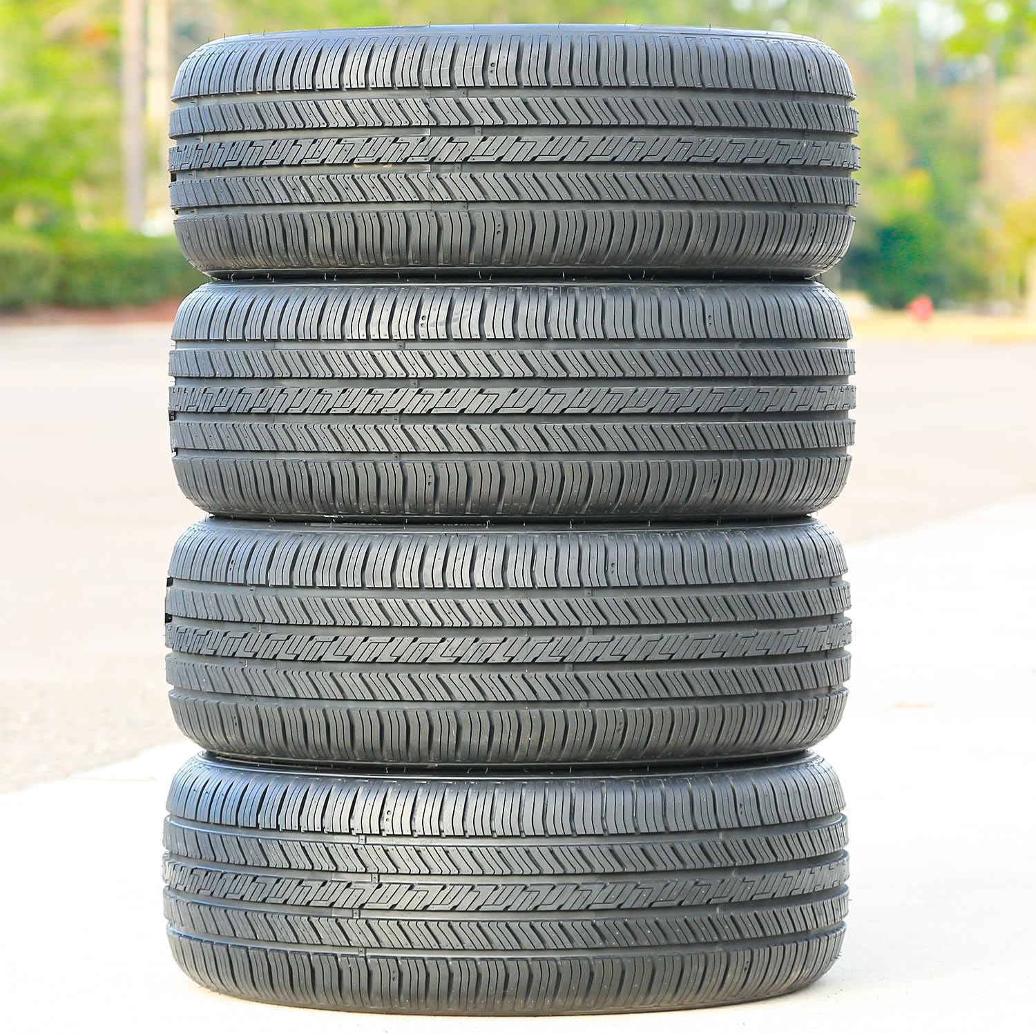 Hankook Kinergy ST (H735) all_ Season Radial Tire-235/75R15 105T